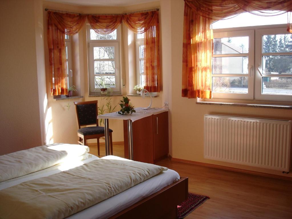Fraenkischer Gasthof Lutz Giebelstadt Bilik gambar