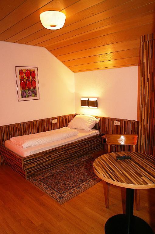 Fraenkischer Gasthof Lutz Giebelstadt Bilik gambar