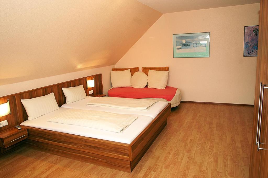 Fraenkischer Gasthof Lutz Giebelstadt Bilik gambar