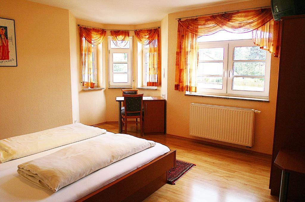 Fraenkischer Gasthof Lutz Giebelstadt Bilik gambar
